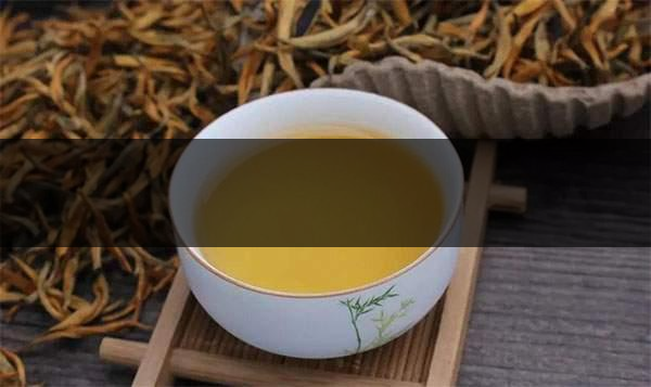四招（方面）教你學(xué)會辨別茶的新陳！-1