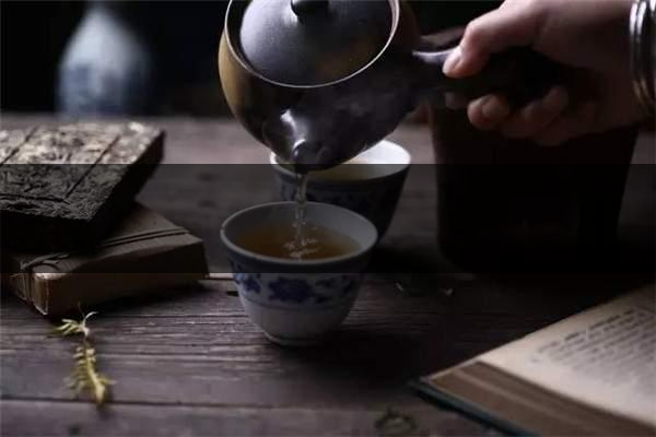 走入茶中，泡出自我-1