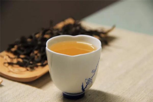 “茶無(wú)完茶”每款茶應(yīng)有一個(gè)缺點(diǎn)！