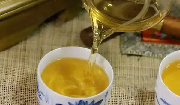 普洱茶怎么有苦味?