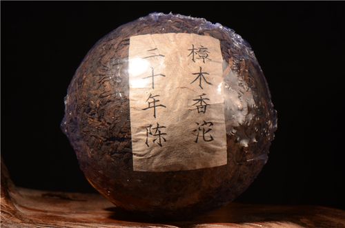 收藏普洱茶，應選擇知名品牌還是小品牌？