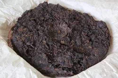 普洱熟茶茶湯中美麗的“金邊”從何而來？