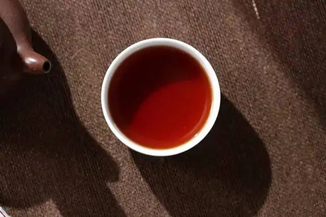 喝普洱茶會(huì)有“清涼感”？原因竟然是……