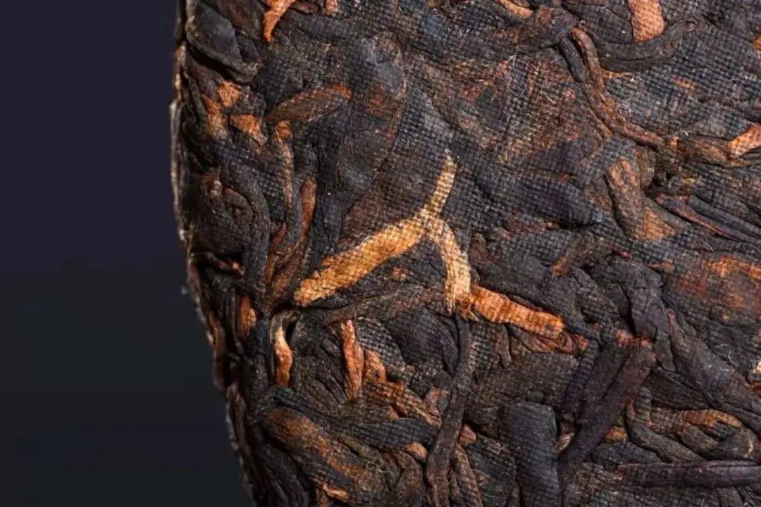 易武熟茶，當(dāng)屬易武地道發(fā)酵